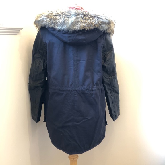 French Connection navy parker with faux leather sleeves, US 2 - Picture 4 of 11
